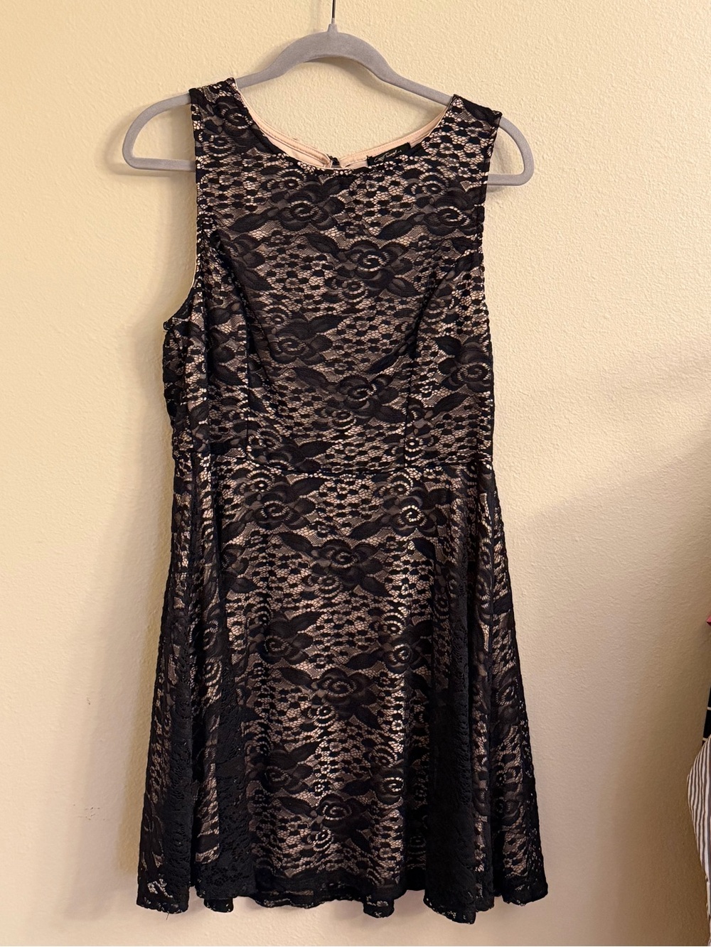 Sleeveless Black Lace Midi Dress with Nude Lining
